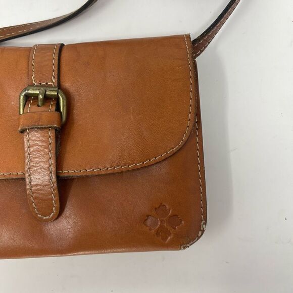 Patricia Nash Leather Brown Buckle Strap Snap Button Sling Bag OS - Picture 2 of 8